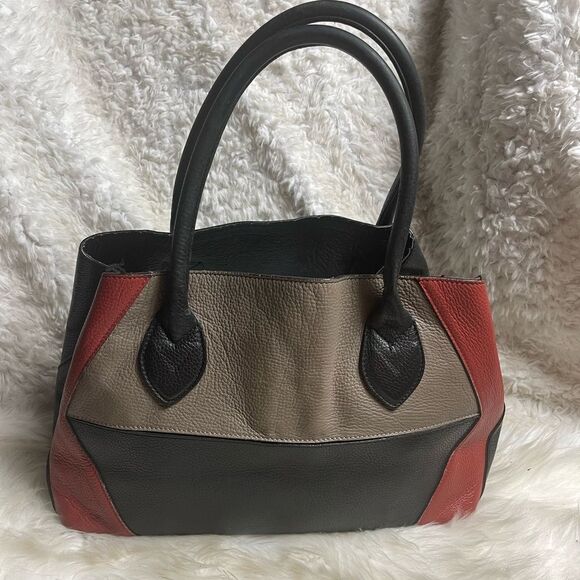 Giorgio Milano made in Italy pebble leather black, taupe & Red shoulder bag - Picture 1 of 13